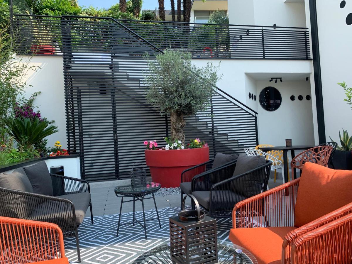 Visioni Lake View Boutique Rooms & Breakfast - Adults Friendly リーヴァ・デル・ガルダ エクステリア 写真